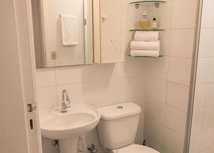 aconchegante com piscina - Praia Grande
